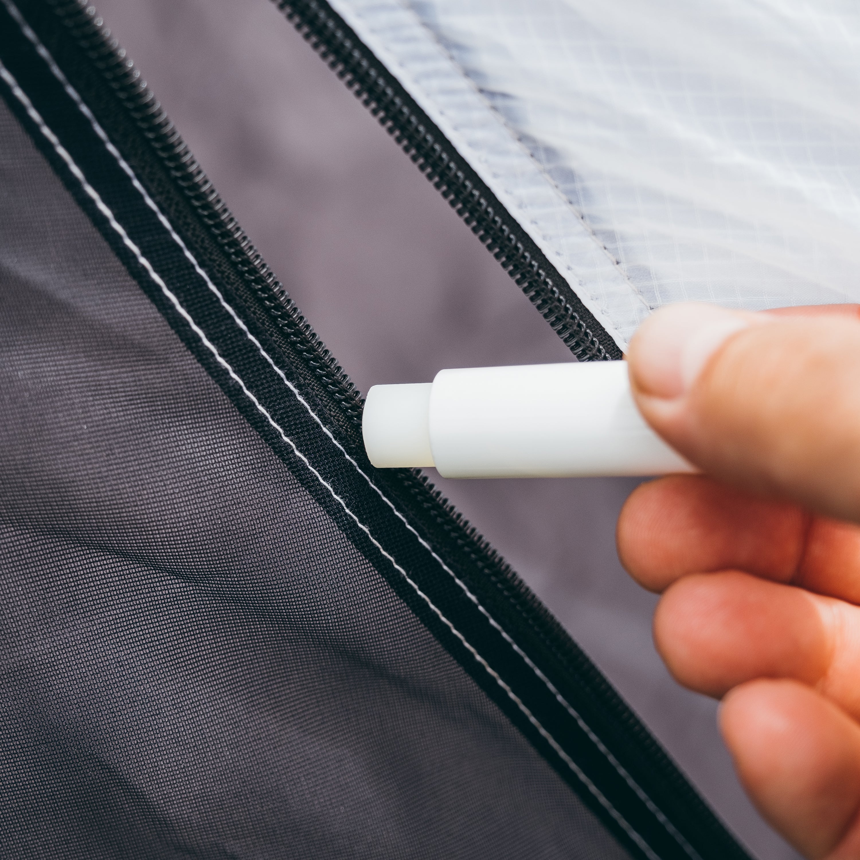 Zipper lubricant